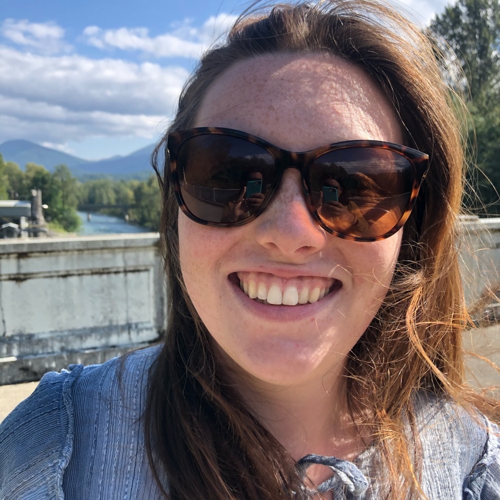 Meet your Posher, Emily